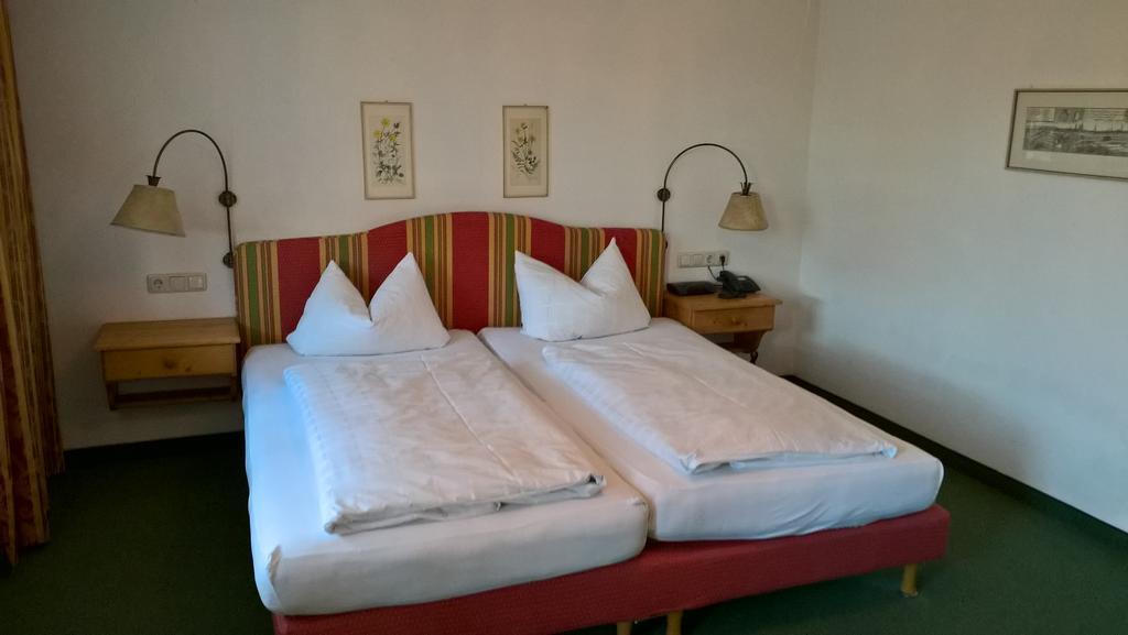 Hotel Bussi Baby Bad Wiessee Exterior photo